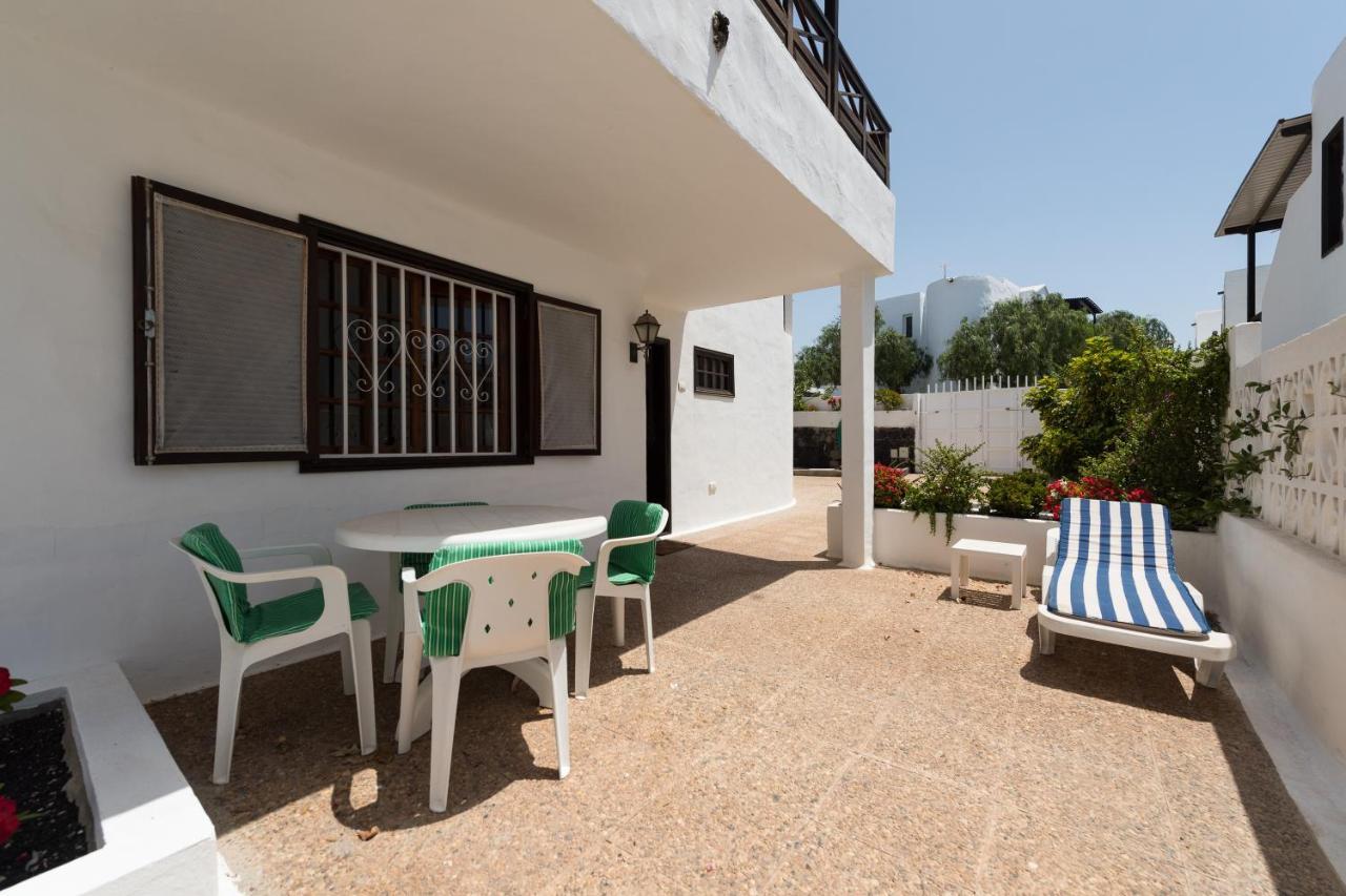 2Br Beach House - Solarium & Shower Terrace - 13 Puerto del Carmen  Extérieur photo