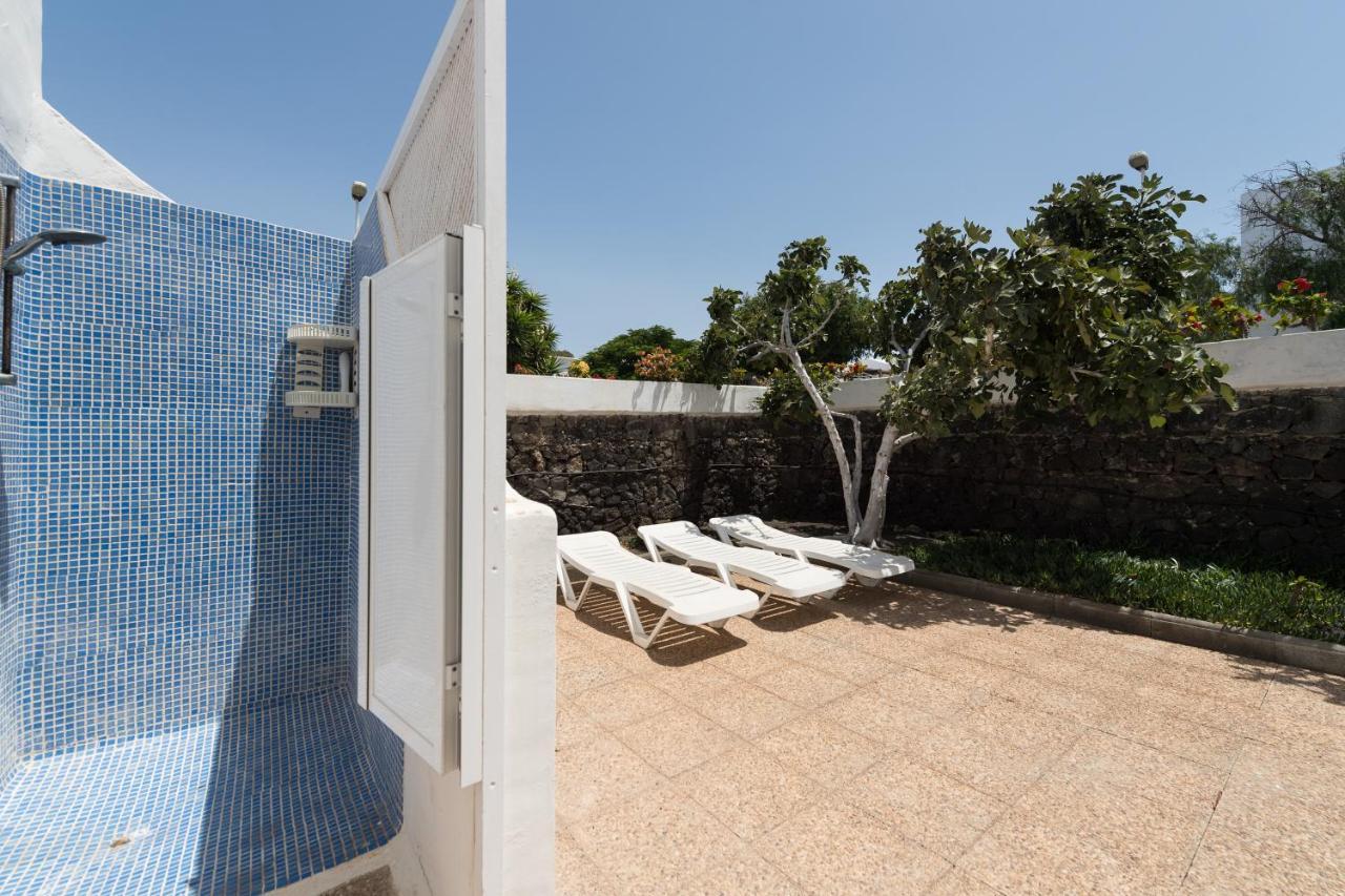 2Br Beach House - Solarium & Shower Terrace - 13 Puerto del Carmen  Extérieur photo